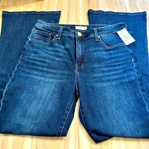 New High Rise Flare Jeans!!🐬